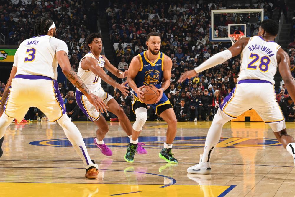 与查尔斯 与查尔斯