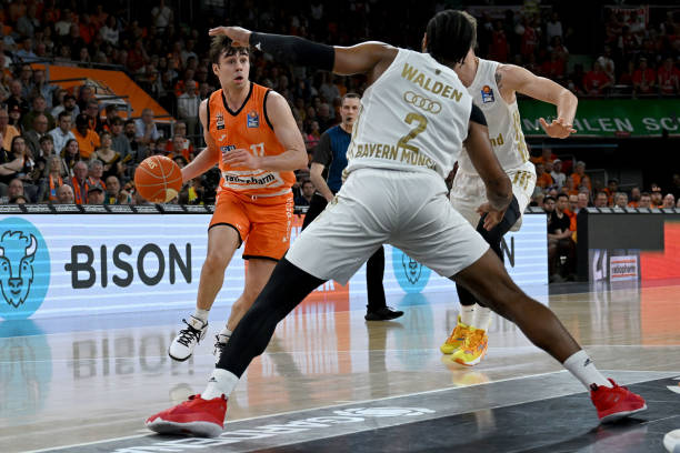 线提供了更 线提供了更