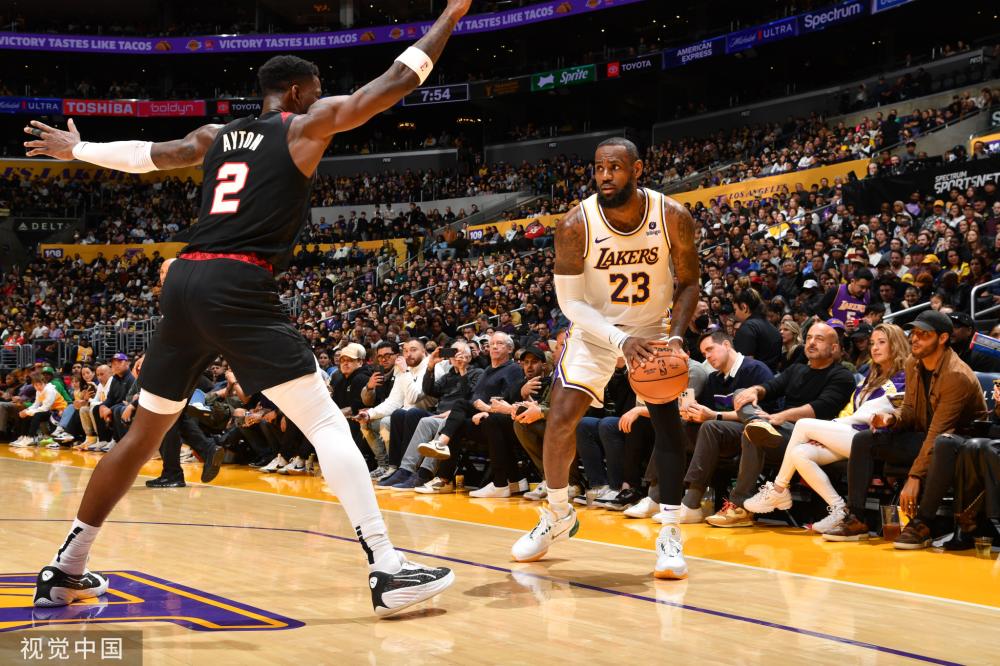 中屡有佳绩 中屡有佳绩