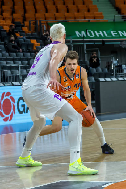 王一淳以其 王一淳以其