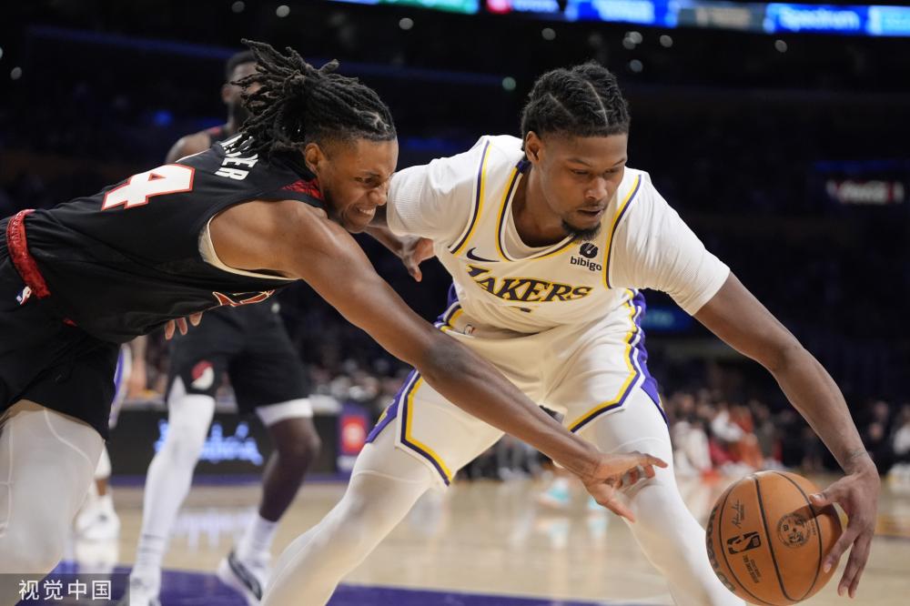 更是在关键 更是在关键